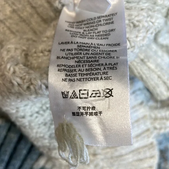 Pilcro Spotted Turtleneck Sweater From Anthropologie!!🔥🔥🔥 - Picture 16 of 16